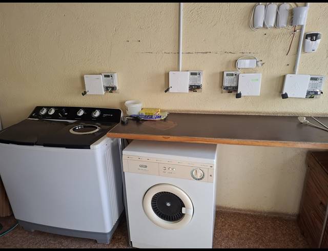 2 BEDROOM TOWNHOUSE FOR SALE IN GREENHILLS